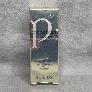 Cle de Peau Beaute Broad Spectrum SPF 22 Sunscreen Mini 5 mL / .16 fl oz